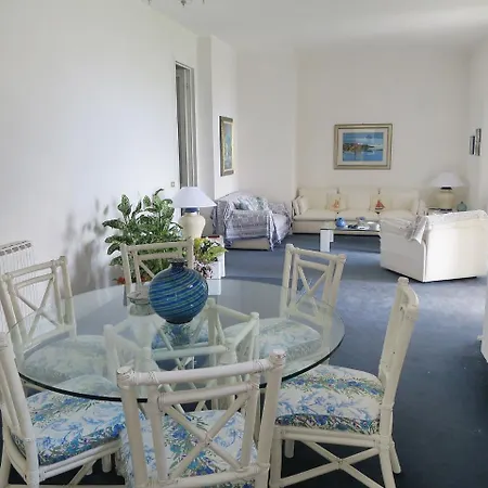 Locazione Turistica Laura Apartamento *